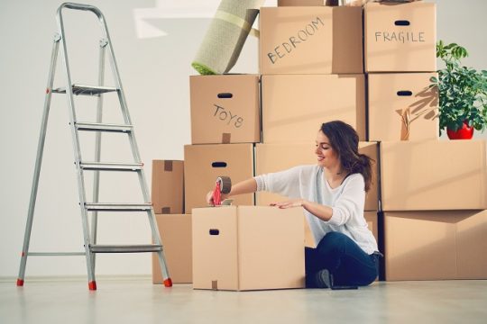 3 Reasons To Hire A Moving Service When Youre Moving Out Of Your