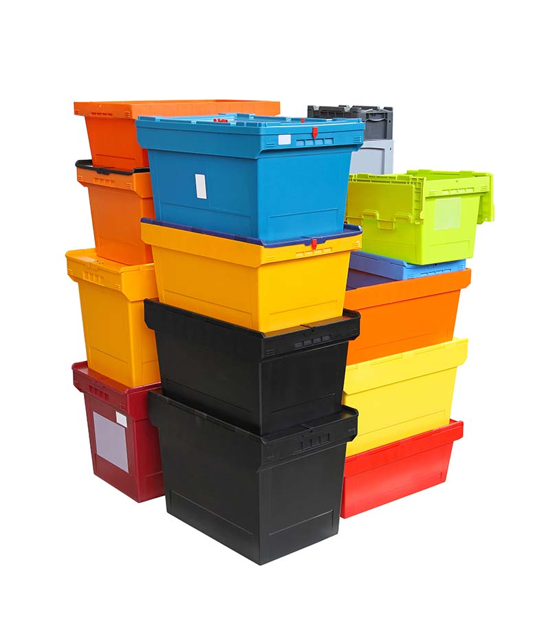Boxes For Moving: Plastic Containers vs Cardboard Boxes - The